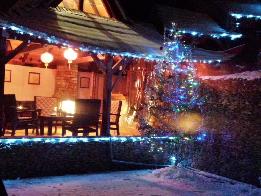 Casa Lily - Japanese Retreat Ξενοδοχείο Σιγκισοάρα Εξωτερικό φωτογραφία