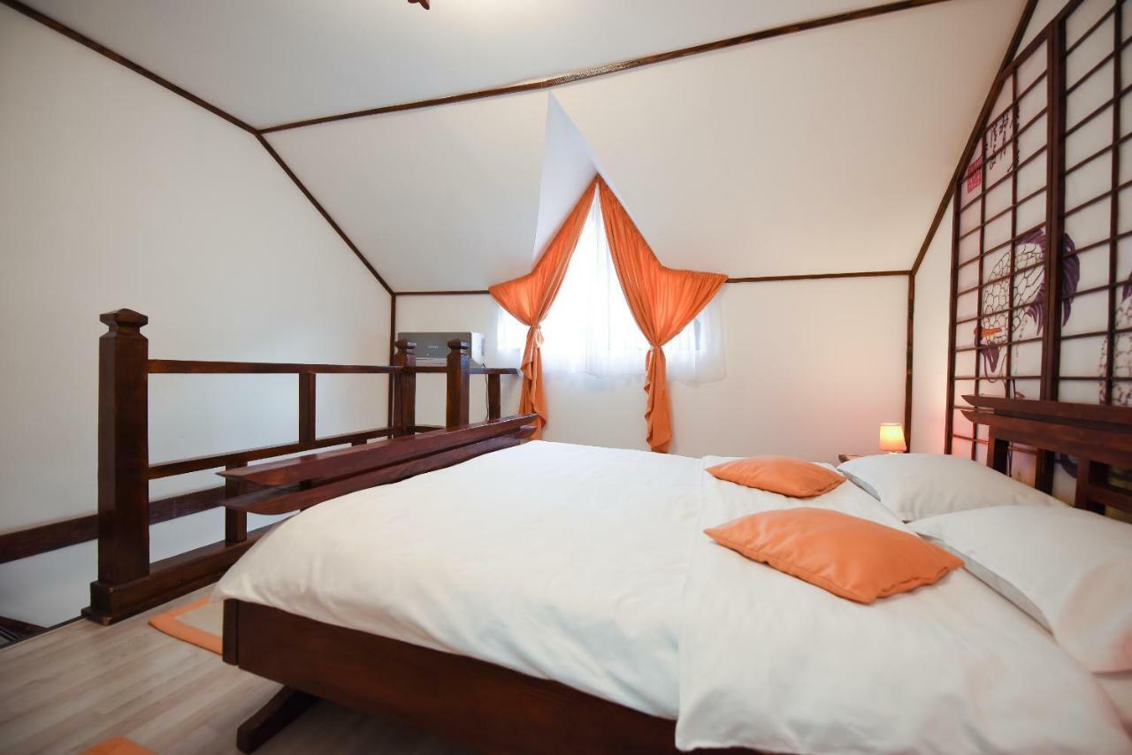 Casa Lily - Japanese Retreat Ξενοδοχείο Σιγκισοάρα Εξωτερικό φωτογραφία